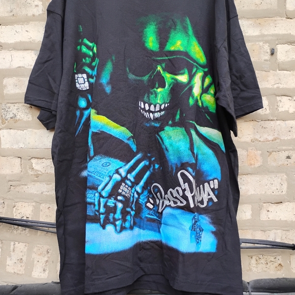 Skulls T-Shirt - Picture 2 of 5